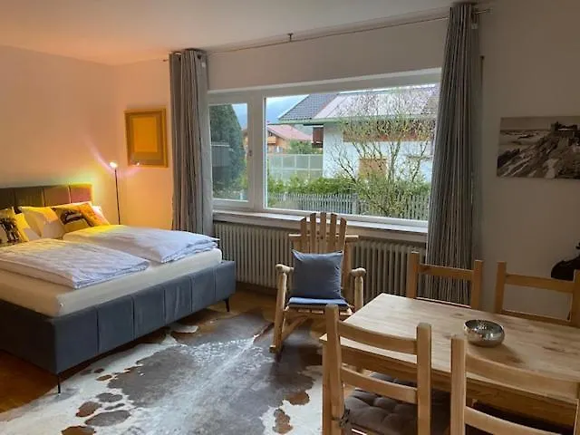 Skischanze Apartment *